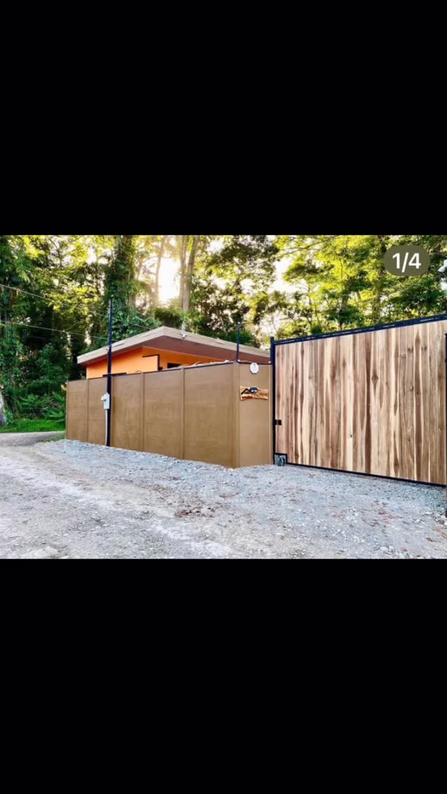 ¡Llegaron los mejores meses para visitar el Caribe!☀️ 🏝️ 🦥 🥥 

¡Ven a disfrutarlos con nosotros! 

🔸

Para información o reservas al whatsapp: 📲 8609 2424 (https://wa.link/5uj1n0).

🔸

Estamos ubicados en Playa Negra, Puerto Viejo 🏝️

#caribe #costarica #puertoviejo #puravida #airbnb #playa #caribesur #airbnbsuperhost #playanegra #habitaciones